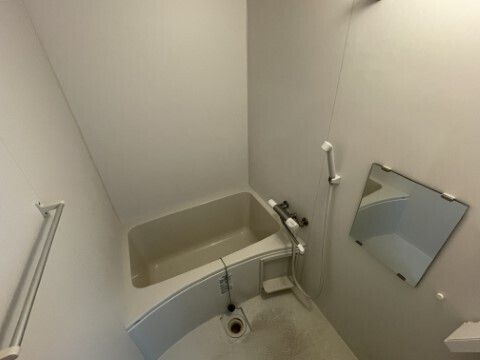 ジーメゾン垂水の浴室