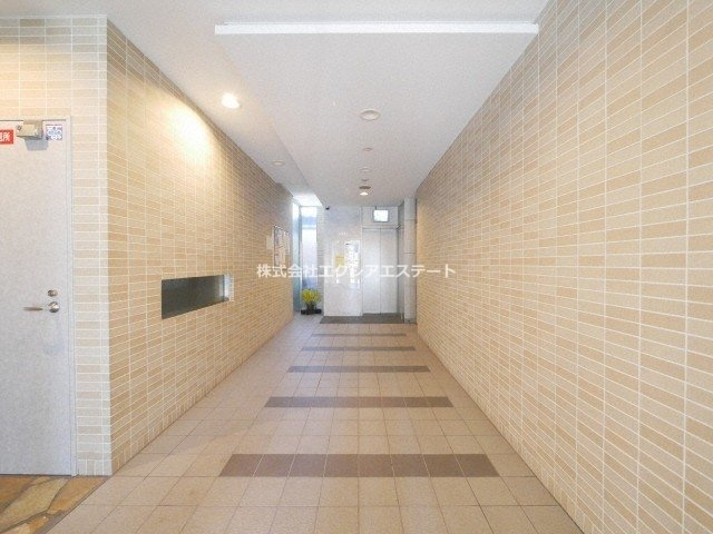 ピュアファースト花園のロビー