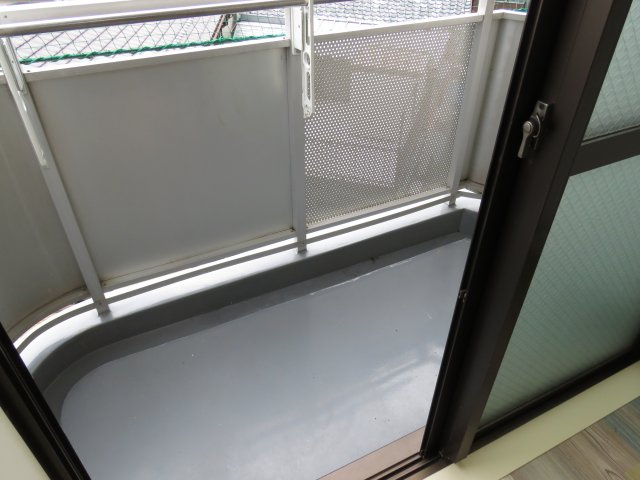 ウィンサムハイツのバルコニー|同間取物件