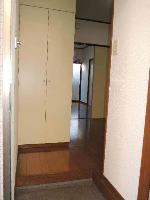 メゾンマルスの玄関|ゆったりとした玄関です