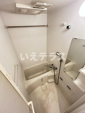 プレサンス神戸キュリオの浴室
