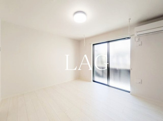 【居間・リビング】 | グレイス東町 | 洋室のお部屋です。