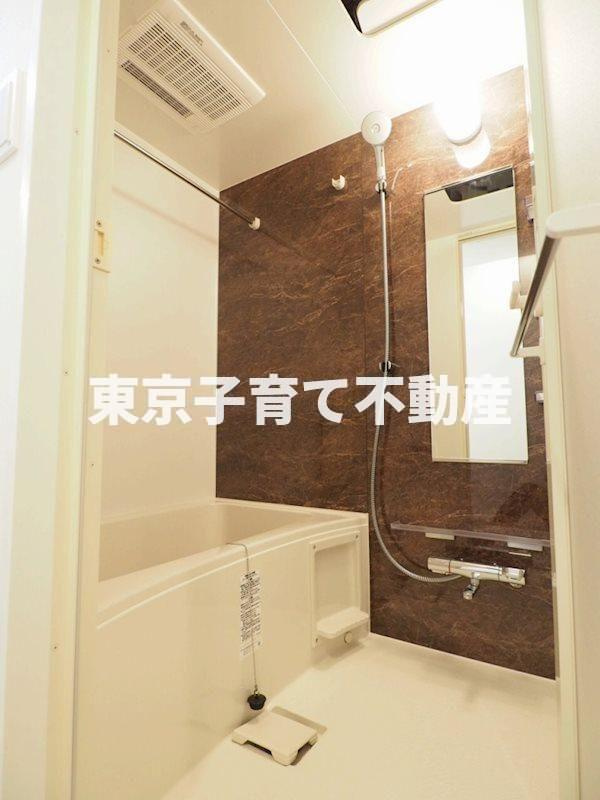カージェ文京千石の浴室