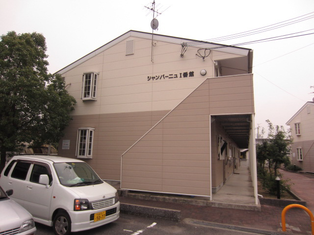 【駐車場】 | シャンパーニュ２番館