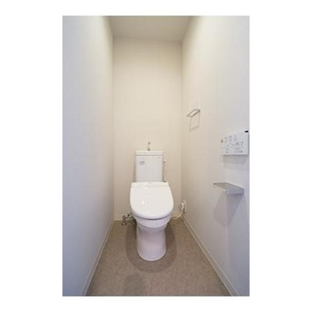 メルクマール京王笹塚レジデンスのトイレ|※写真は同タイプ住戸です。