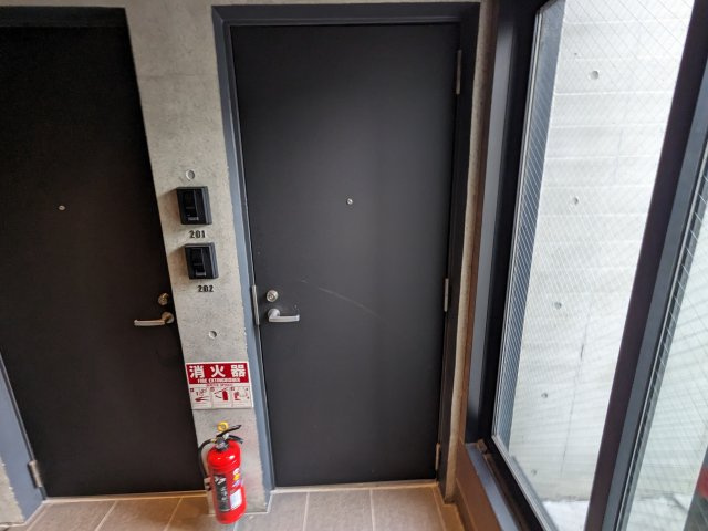 プロト不動前の玄関|明るい玄関です