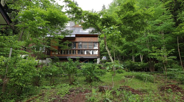 平　中綱湖別荘の外観