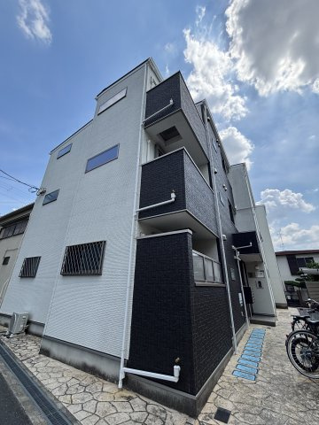 ロータス四条畷の外観