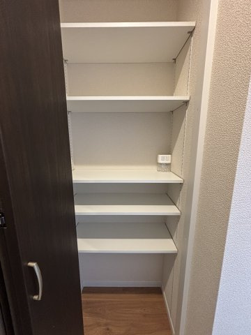 ロータス四条畷の収納