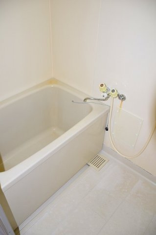 メゾンみさき　　刈谷市近郊の賃貸はクラスホーム刈谷店の浴室|お風呂です