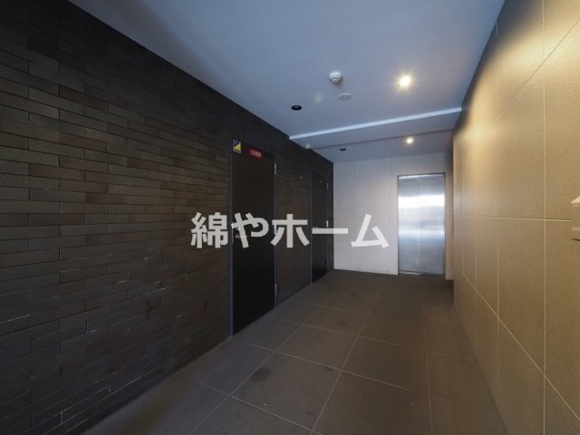 フォレ長堀通南のロビー|清潔なロビーです