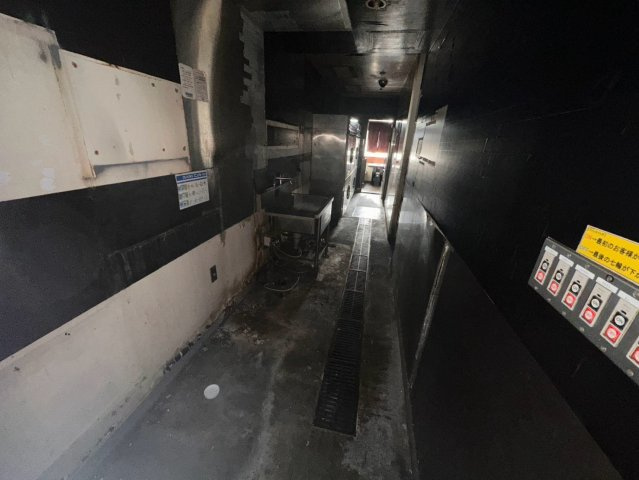 坂戸市伊豆の山町3-3店舗の内装