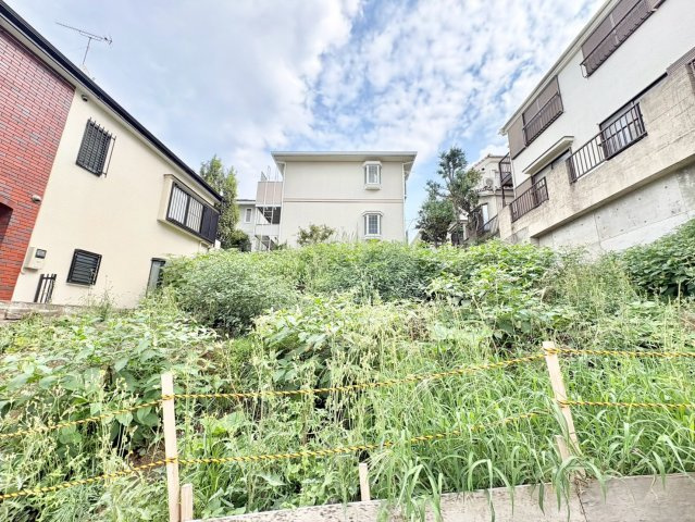 大田区南馬込3丁目　建築条件無し売地の外観|2026.08.22撮影

現地ご見学希望・資料請求などお気軽にお問い合わせ下さい！
03-5990-5201