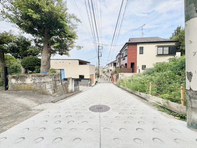 大田区南馬込3丁目　建築条件無し売地の前面道路含む現地写真|2026.08.22撮影

現地ご見学希望・資料請求などお気軽にお問い合わせ下さい！
03-5990-5201