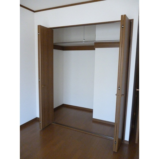 小金井市本町５丁目のアパートの収納
