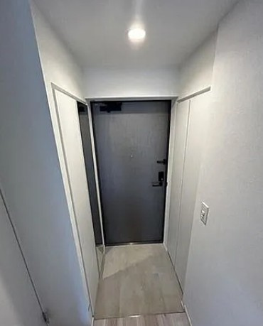 LiveCasa西台の玄関