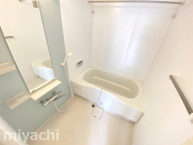 シャーメゾンピア　Bの浴室
