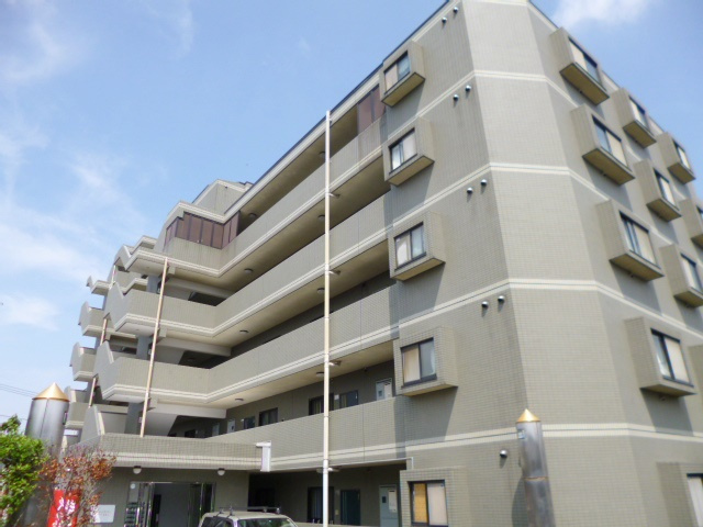 テルプシコレ東村山の外観