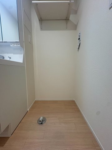 府中市若松町１丁目のアパートの内装