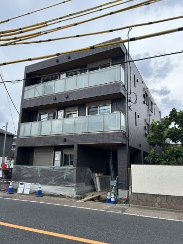 府中市若松町１丁目のアパートの外観