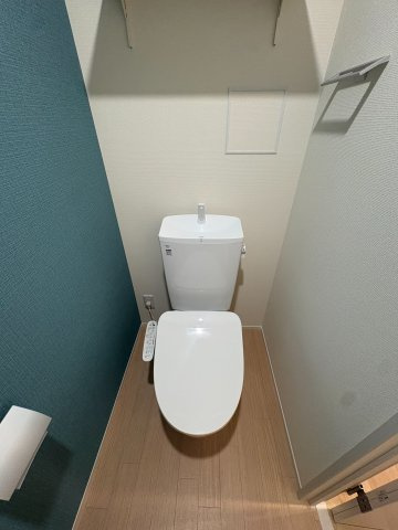 府中市若松町１丁目のアパートのトイレ