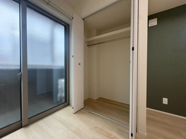 府中市若松町１丁目のアパートの収納