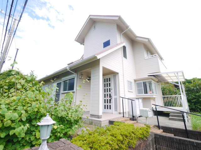 茂原市緑ヶ丘2　中古戸建の外観|内外装リフォーム済み令和8年7月 緑ヶ丘分譲地 都市ガス上下水 駐車2台可能
