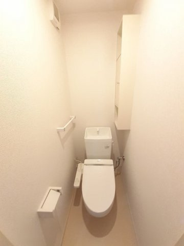 リヴェール　　刈谷市近郊の賃貸はクラスホーム刈谷店のトイレ|シンプルで使いやすいトイレです