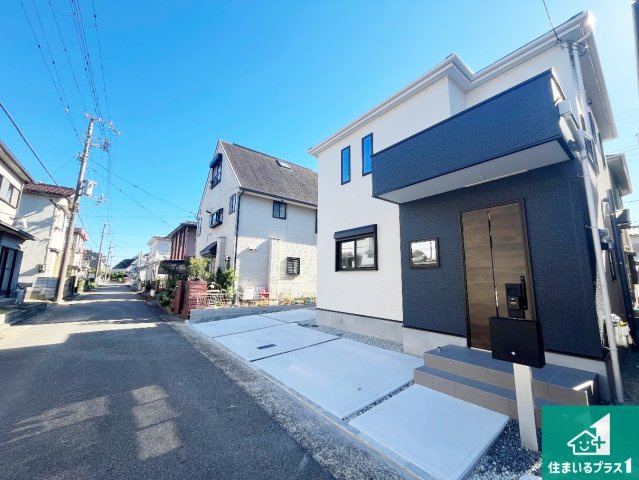 加古川市平岡町一色　第11期　新築一戸建ての前面道路含む現地写真|車通りの少ない前面道路！お子様がいらっしゃるご家族でも安心！