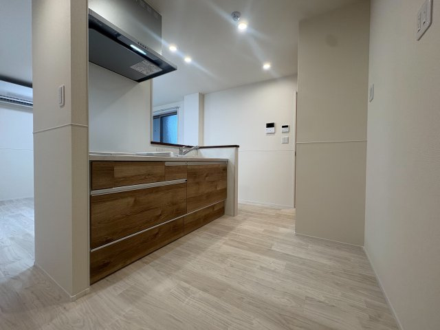 府中市若松町１丁目のアパートの内装