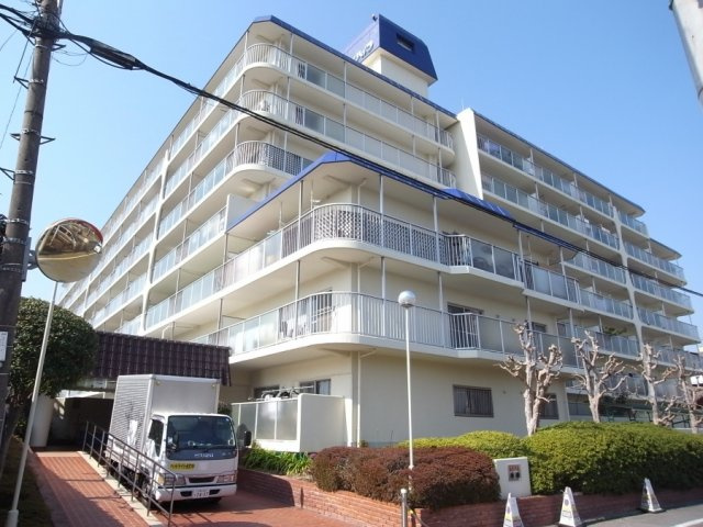 蛍池スカイハイツの外観