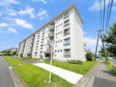 【外観】 | 大正団地１街区１１号棟 | ◆リフォーム済みでのお引渡しなので、即ご入居可能です。家具の配置や色など決めやすくスムーズにお引越しできます。

