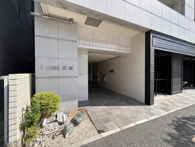 【エントランス】エルイソベ三宮