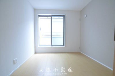 【洋室】 | 綾瀬市大上4丁目 新築戸建て 全1棟【仲介手数料無料】 | 2階　洋室1（5.7帖）
