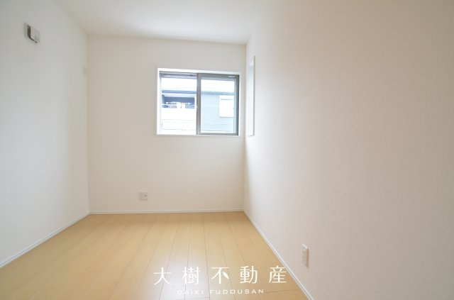 【洋室】 | 綾瀬市大上4丁目 新築戸建て 全1棟【仲介手数料無料】 | 2階　洋室4（3.9帖）