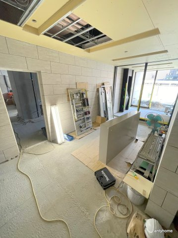 エスリード江坂アンムート 仲介手数料無料の駐車場