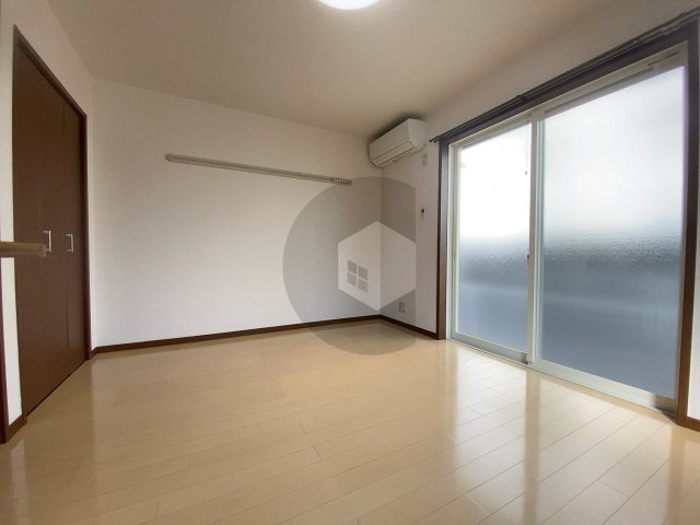 フジパレスフォンターナ1番館の寝室