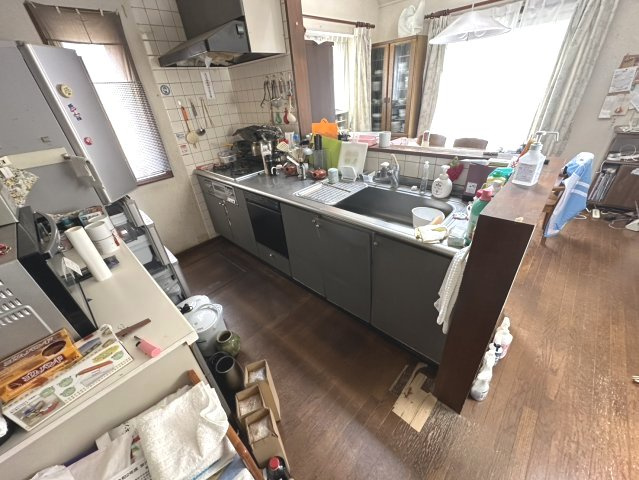 掛川市初馬　売り中古住宅のキッチン