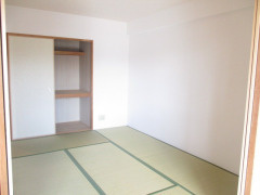 ファムール忍ヶ丘の和室