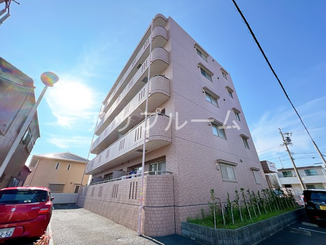 カーム香雅の外観