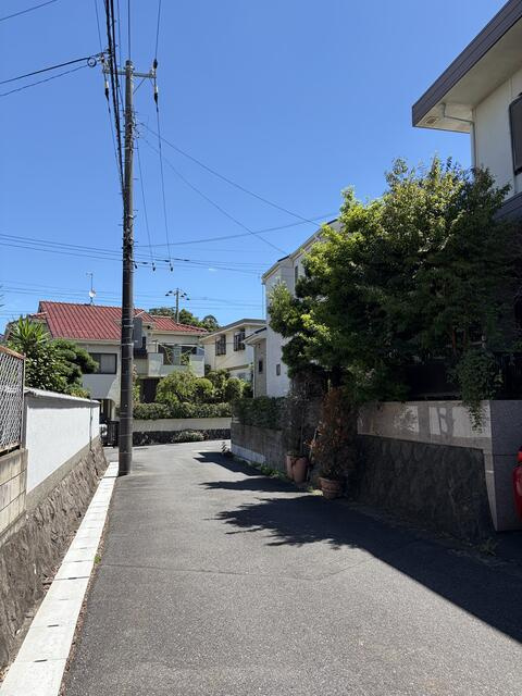 柏市加賀１丁目の売地の外観|前面道路