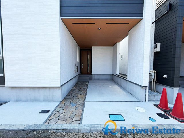 新築戸建　茅ヶ崎市十間坂2丁目の駐車場