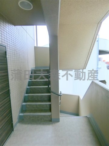 コンシェリア蒲田のその他共用部分|共用階段