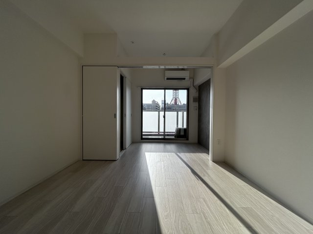 【居間・リビング】GENOVIA神戸新開地駅前