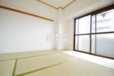 【和室】 | コンフォート橋本 | 畳の上でゆっくりとくつろげる和室