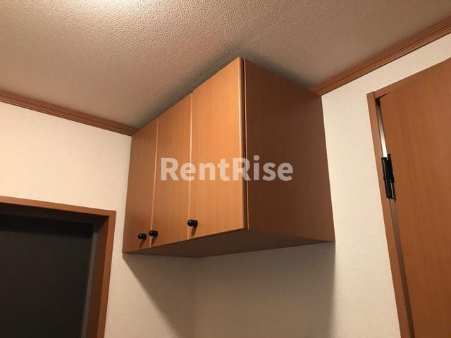 一宮市小信中島字二ツ屋のアパートの玄関|玄関吊戸棚(イメージ)