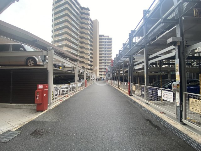 ロイヤルアーク花水都OSAKAの駐車場|ロイヤルアーク花水都OSAKA　駐車場