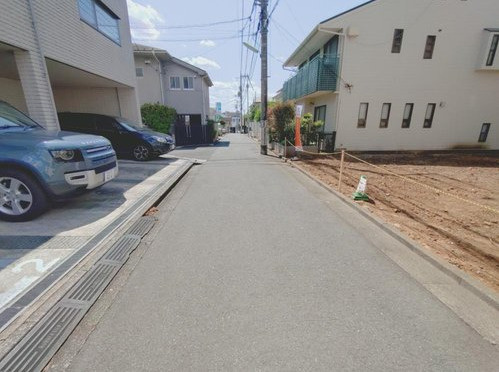 ＜LIBERi リーベリー＞世田谷区弦巻3丁目　人気エリア　限定1棟の前面道路含む現地写真
