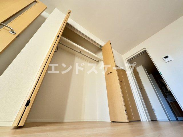 ポラリスの収納|洋室収納
高崎、前橋のお部屋探しはエンドスケープまで！お客様の理想お聞かせ下さい♪