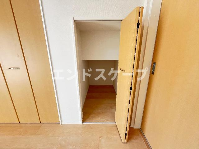 ポラリスの収納|洋室収納
高崎、前橋のお部屋探しはエンドスケープまで！お客様の理想お聞かせ下さい♪